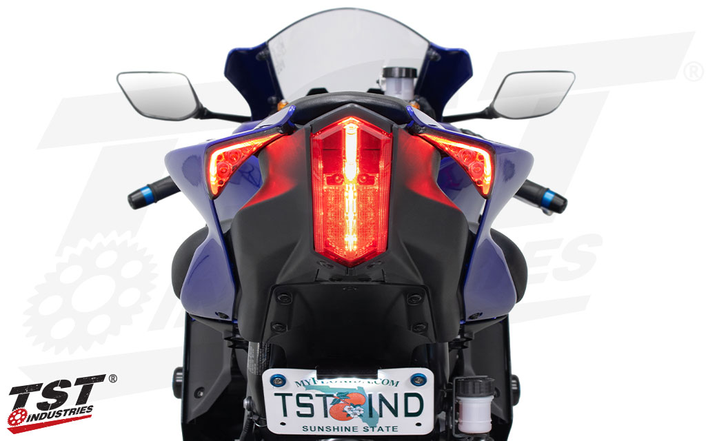 2022-2025 Yamaha R7 Integrated Tail Light In-Vent Turn Signals