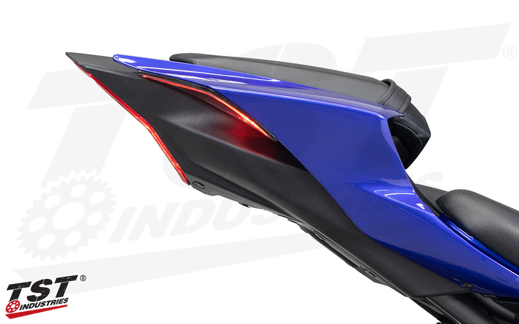 2022-2025 Yamaha R7 Integrated Tail Light In-Vent Turn Signals