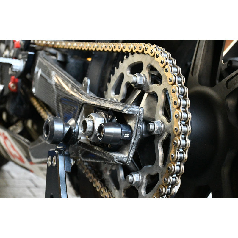 2014-2024 BMW S1000R Axle Block Crash Protectors by Womet-Tech