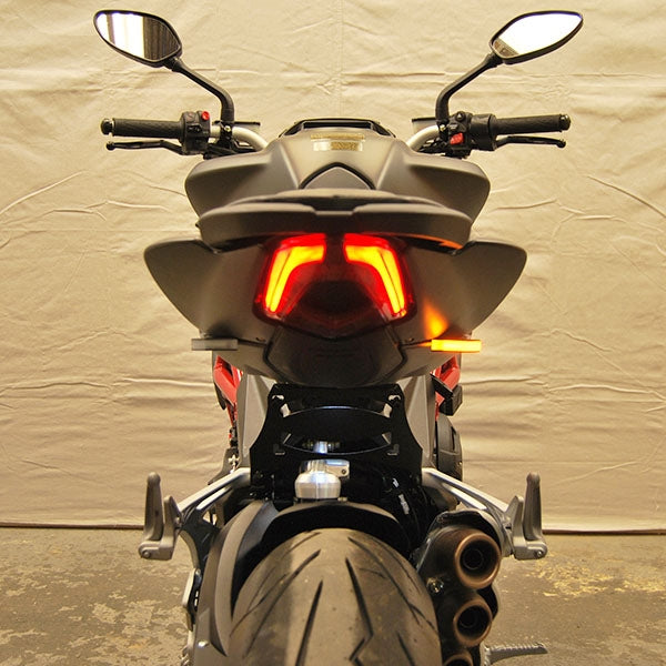 2017-2020 MV Agusta Brutale 800 / RR Fender Eliminator / Tail Tidy with LED Turn Signals