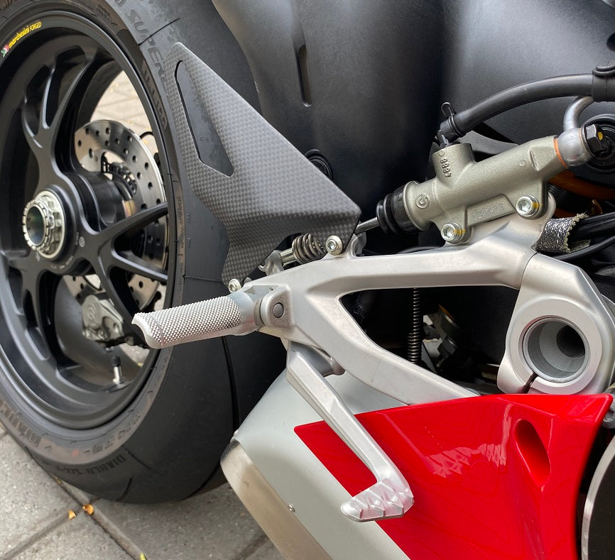 2020-2023 V4 Matte Carbon Fibre Heel Guard Ducati Streetfighter